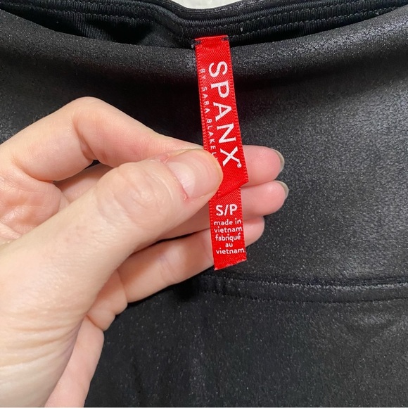 Spanx Sz Small Black Faux Leather Shapewear Leggings - Picture 6 of 6